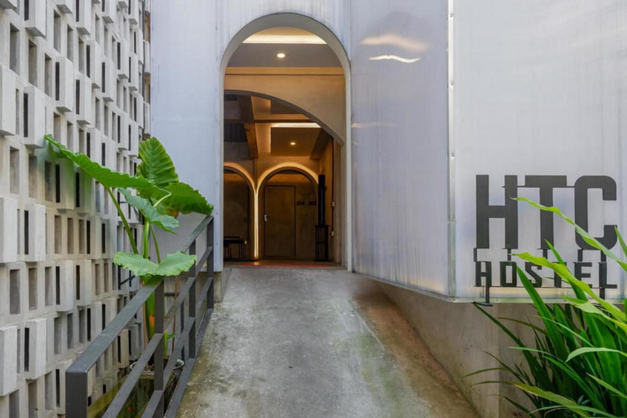 RedDoorz Plus near Kawasan Sam Poo Kong Semarang Bagian luar foto